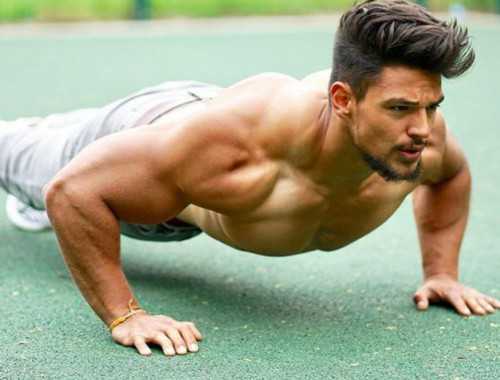 排骨男變肌肉男的7個(gè)方法